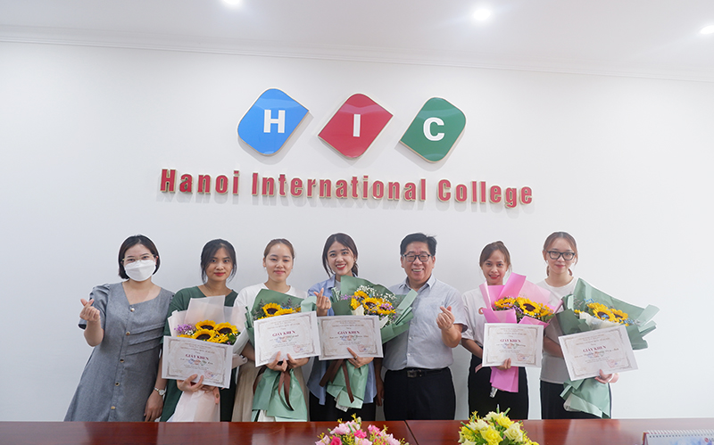 5 sinh viên HIC xuất sắc giành học bổng du học theo chương trình 2+1+2 tại Đại học YeungNam Hàn Quốc