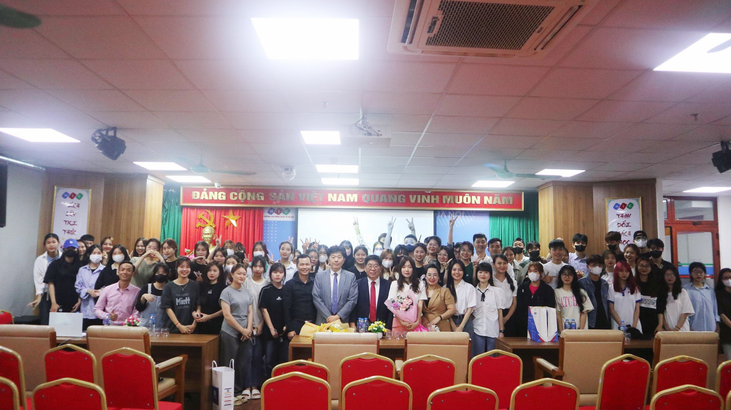 Trường Cao đẳng Quốc tế Hà Nội tiếp đón đoàn đại biểu Trường Đại học Cheongju Hàn Quốc