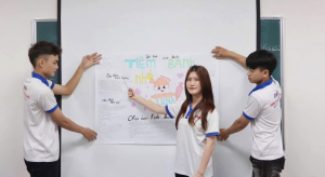 Sinh viên Marketing HIC làm bài tập nhóm thực tế